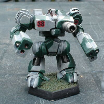 http://www.lordsofthebattlefield.com/gallery/albums/avamangotwo/custom-zacbraham-mjolnir-01.jpg